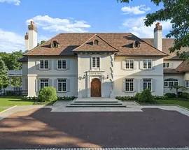 4 Cowdray Park Drive