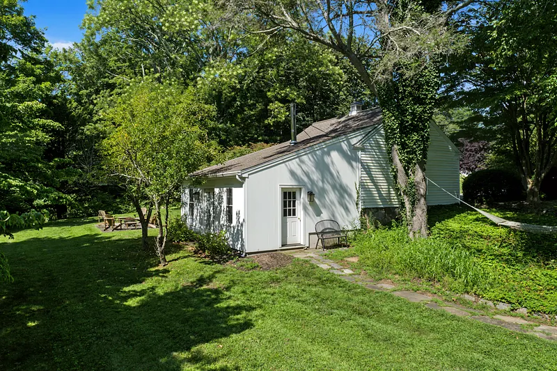 25 River Road Photo 5