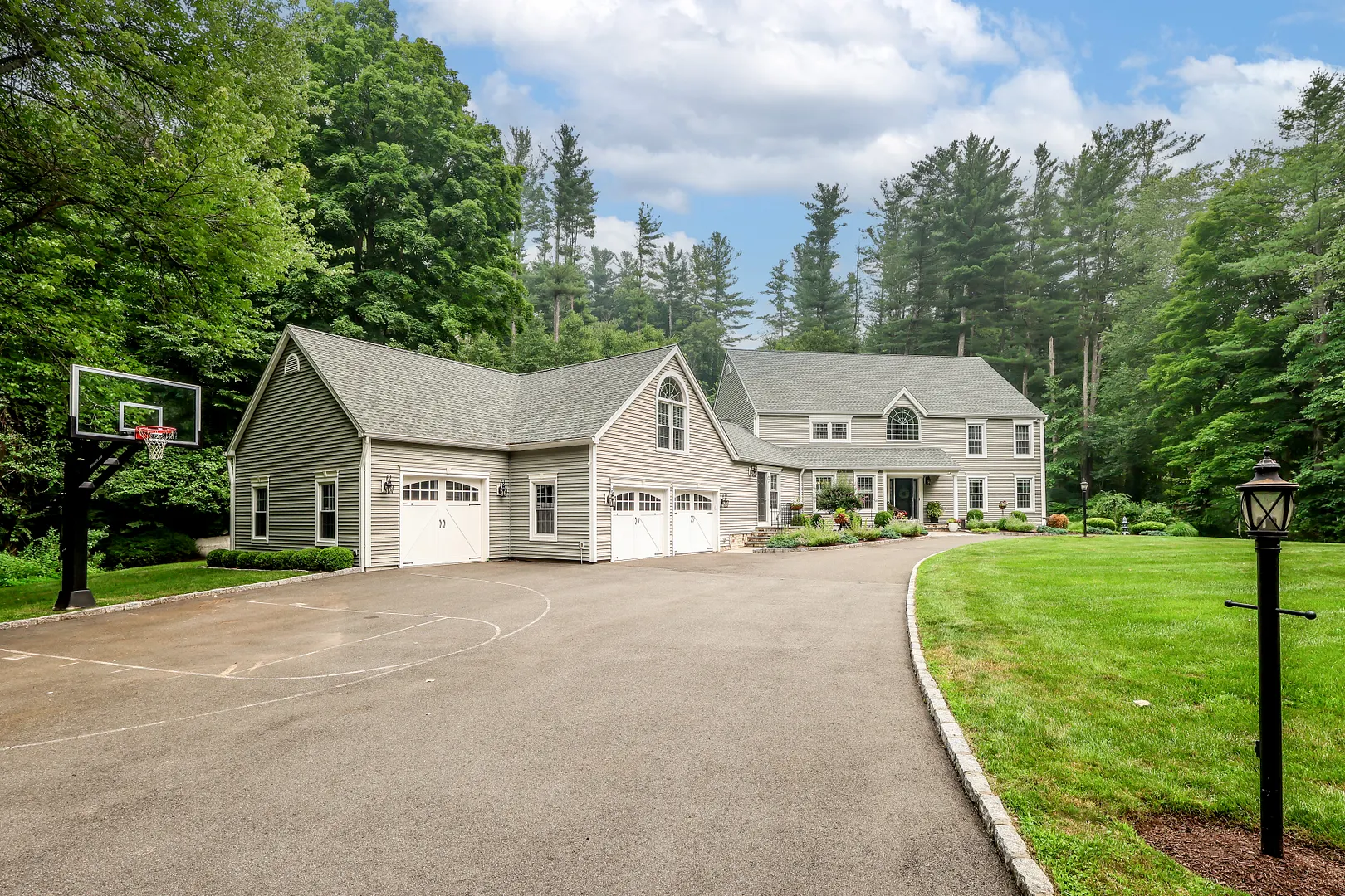 9 Hidden Brook Drive Photo 39