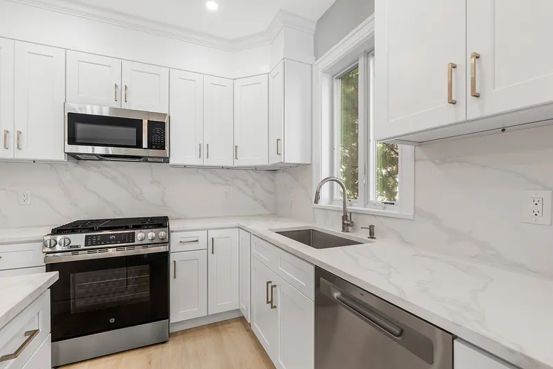 161 Ellsworth Avenue #161 Photo 8