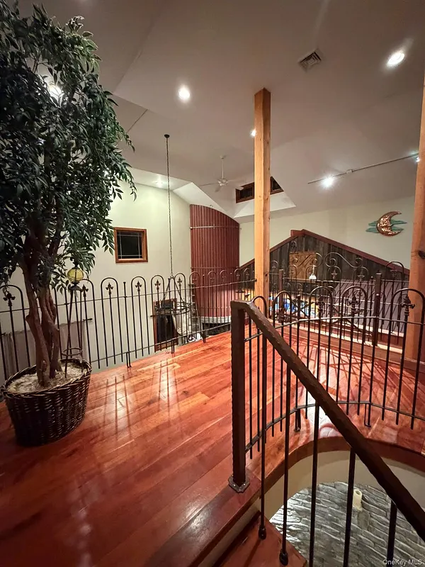 5 Cortlandt Manor Road Photo 13