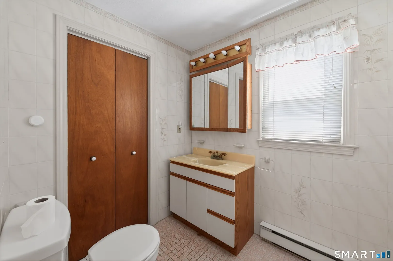 60 Gilbert Avenue Photo 14