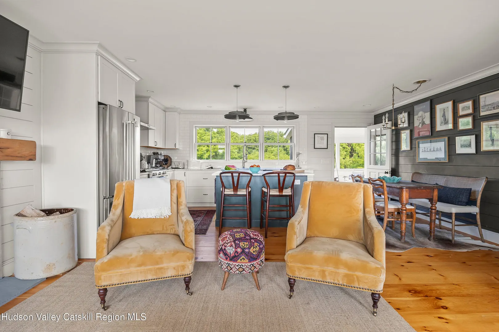 476 South Road Photo 6