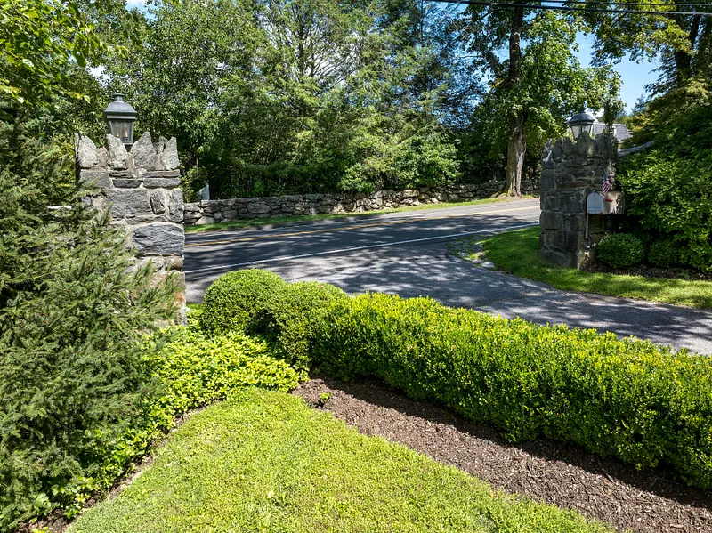74 Glenville Road Photo 28