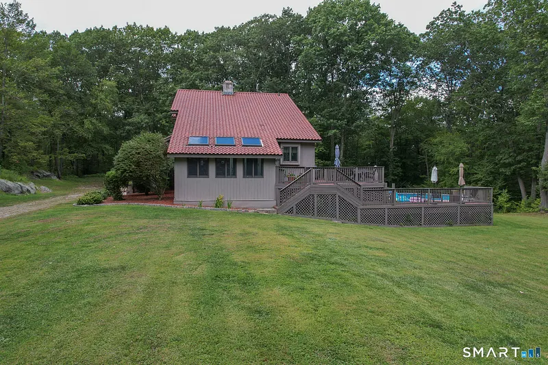 130 Fairhaven Drive Photo 38