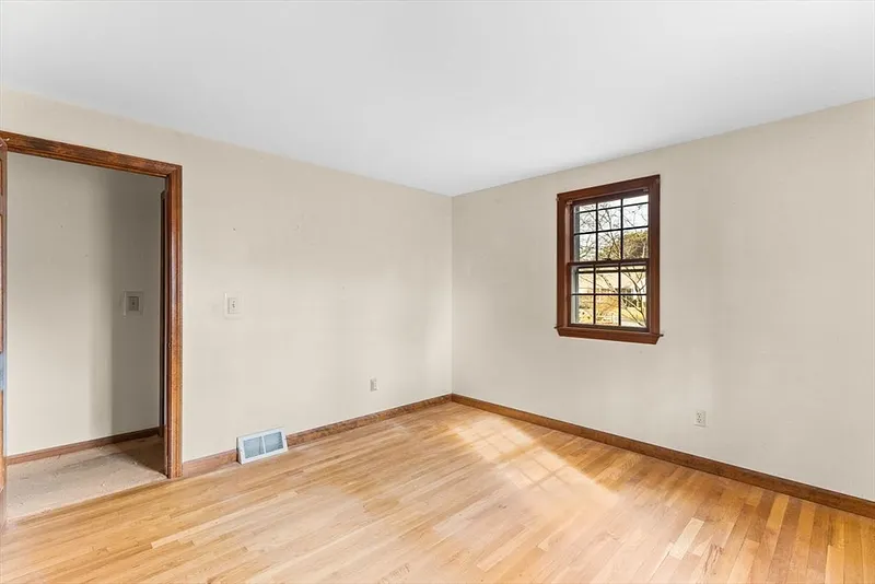 15 Hillside Dr Photo 17