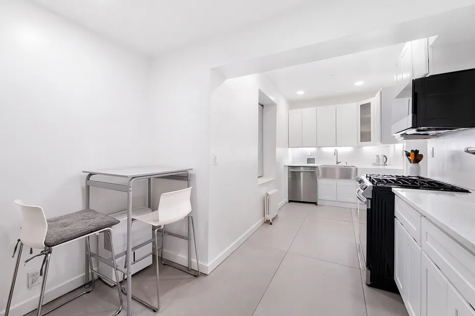 30 Windsor Terrace  #AA1 Photo 11