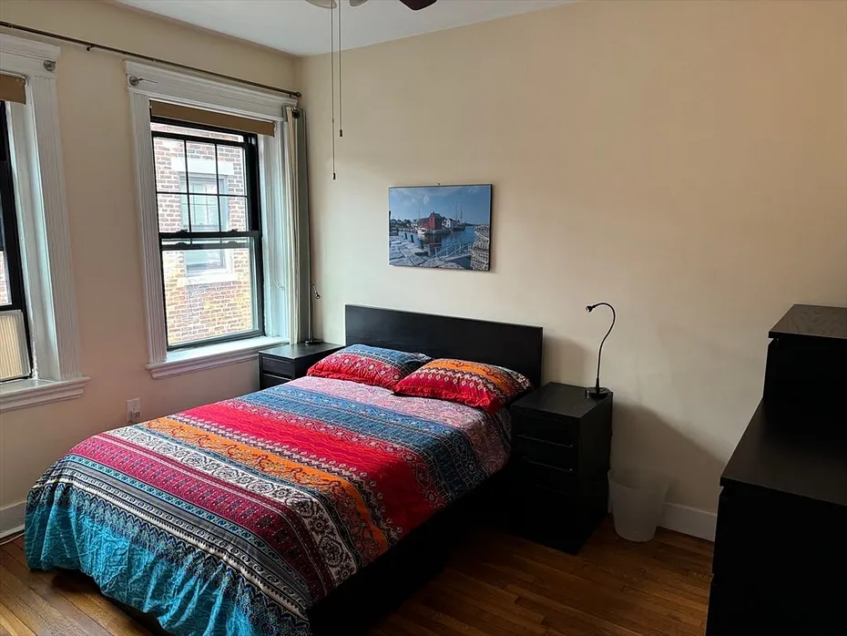 31 Queensberry St  #23 Photo 8