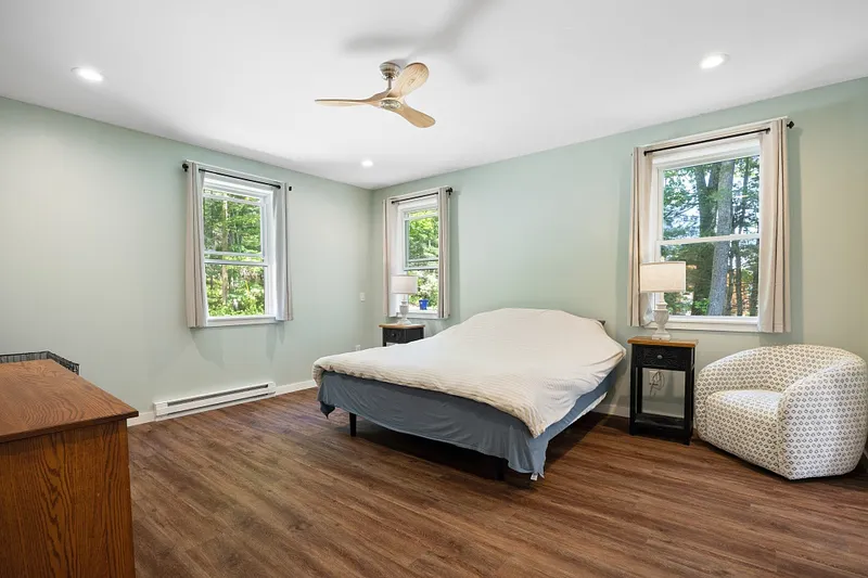 115 Webster Road Photo 35