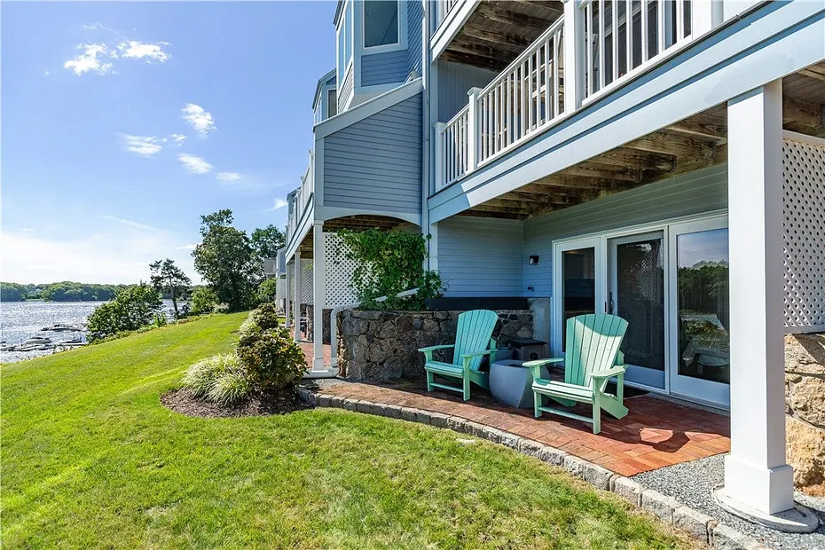 152 Crompton Avenue  #18 Photo 42