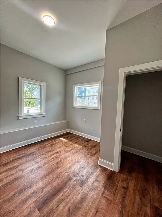 237 Cowden Street Photo 12