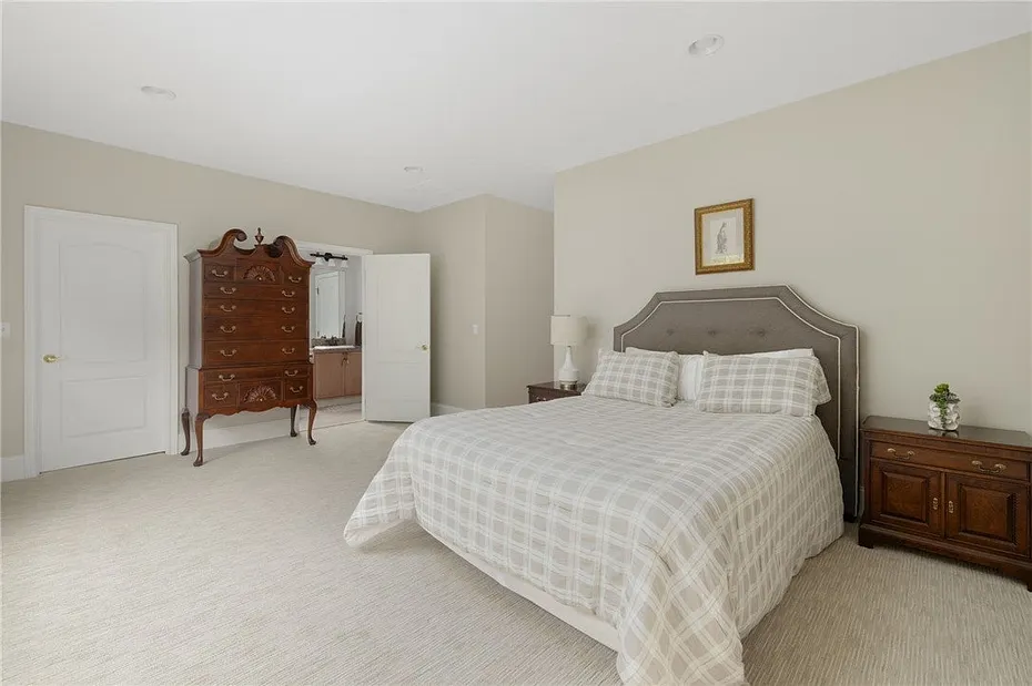 50 Judge Torres Lane Photo 33