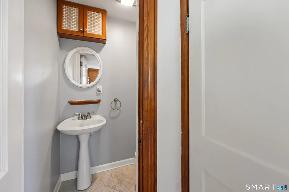 161 Upper State Street Photo 11