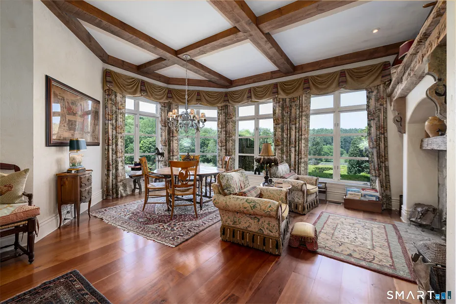7 Equestrian Ridge Road Photo 7