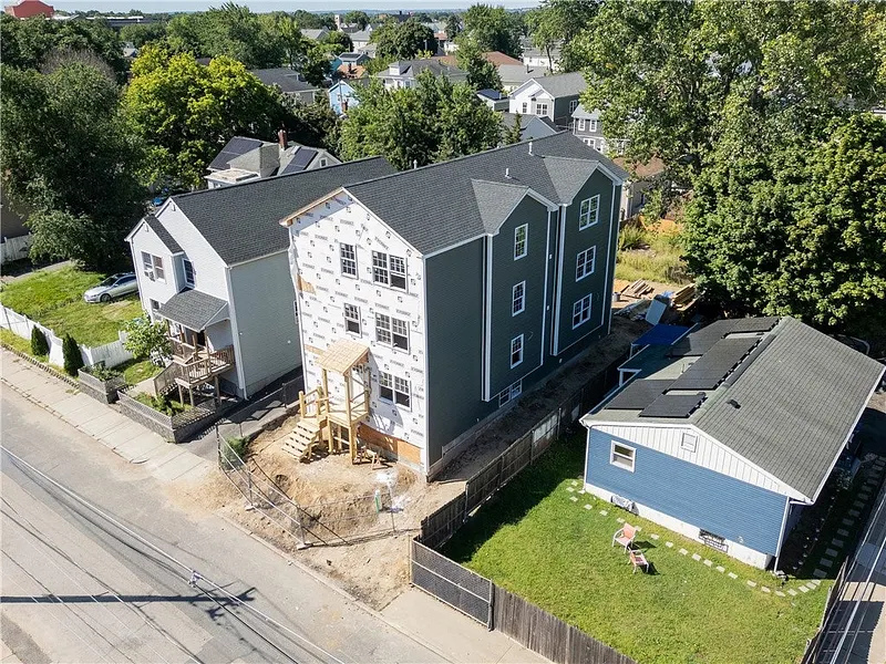 141 Ocean Street Photo 4