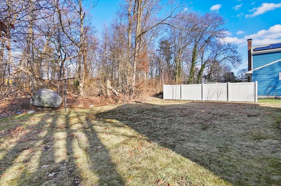 302 Field Street Photo 31