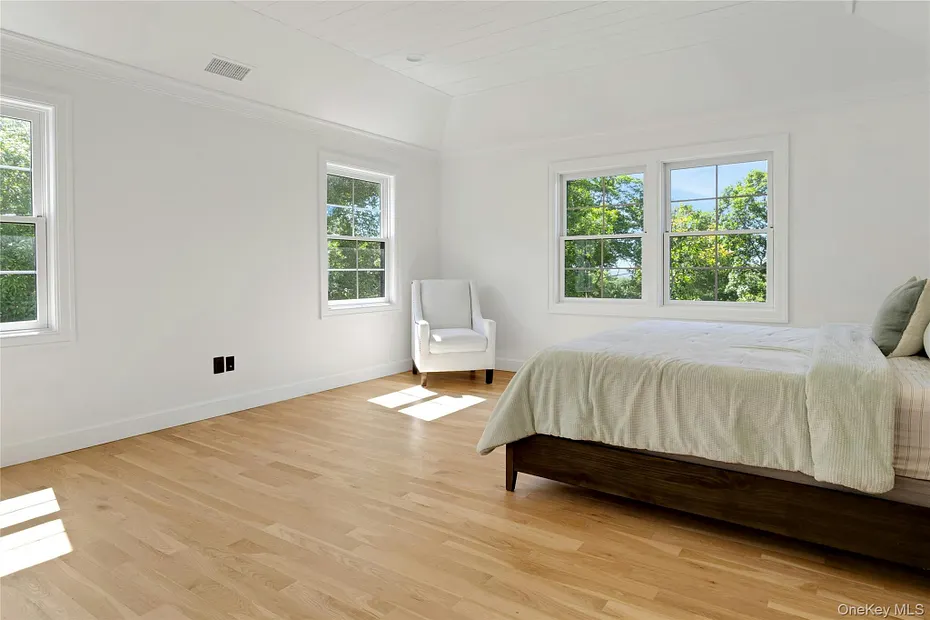 20 Sophia Lane Photo 21