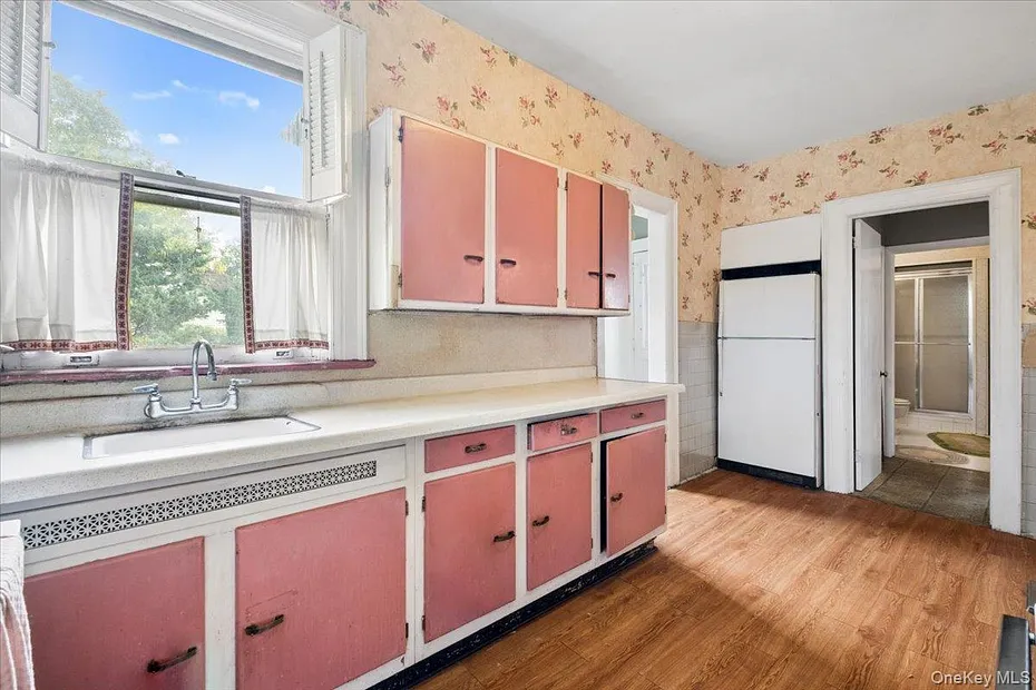 63 Prospect Street Photo 16