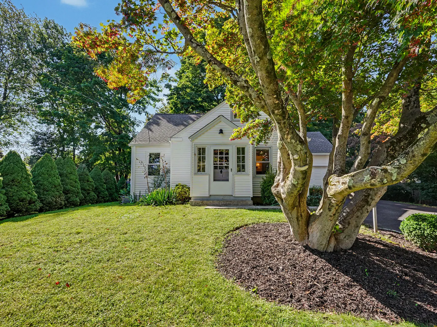 14 Koger Road Photo 1