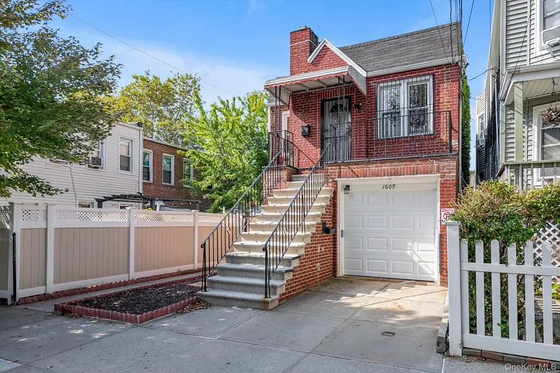 1609 Colden Avenue Photo 22
