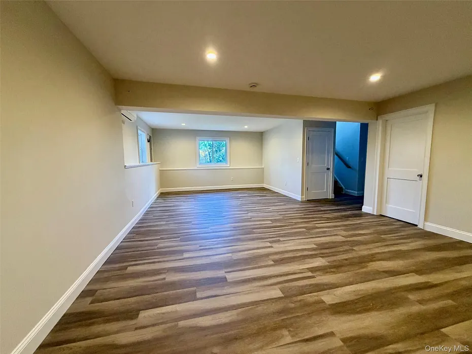 4 Webster Place Photo 15