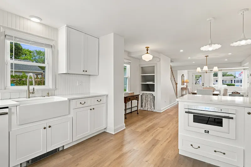 144 Shore Road Photo 10