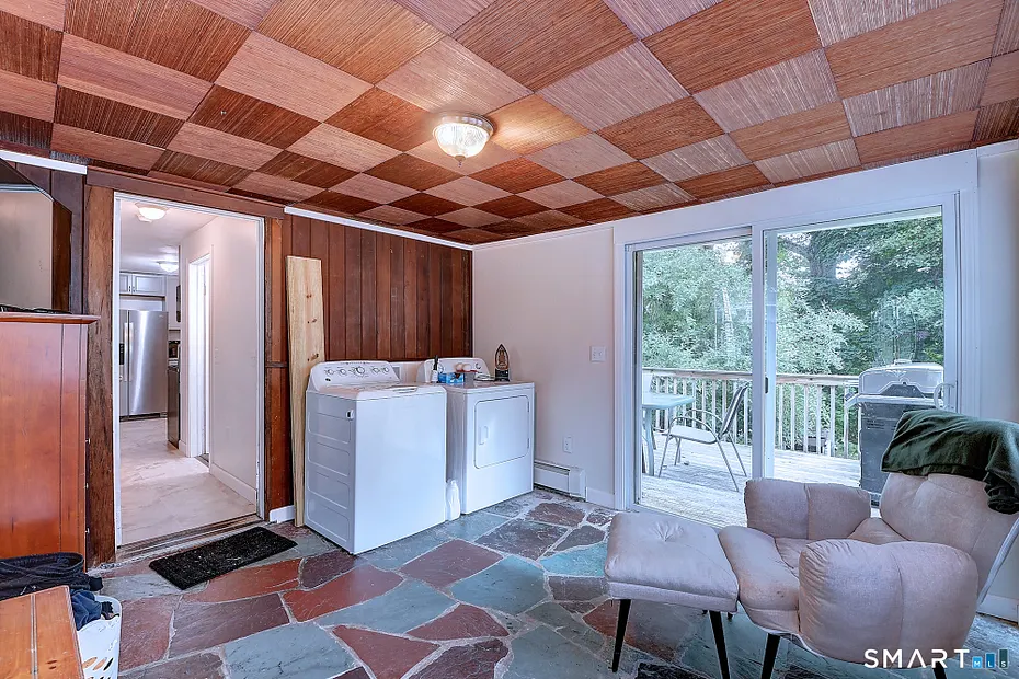 349 Mansfield Avenue Photo 36