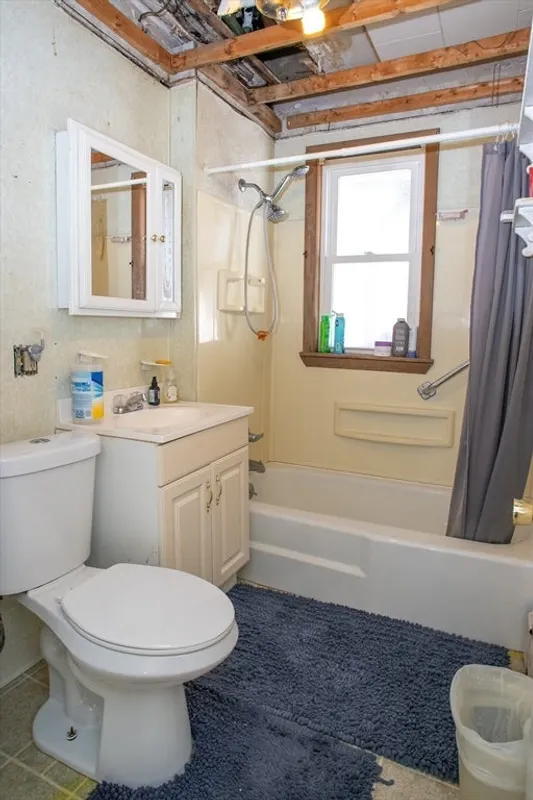 7 Leamy St Photo 29