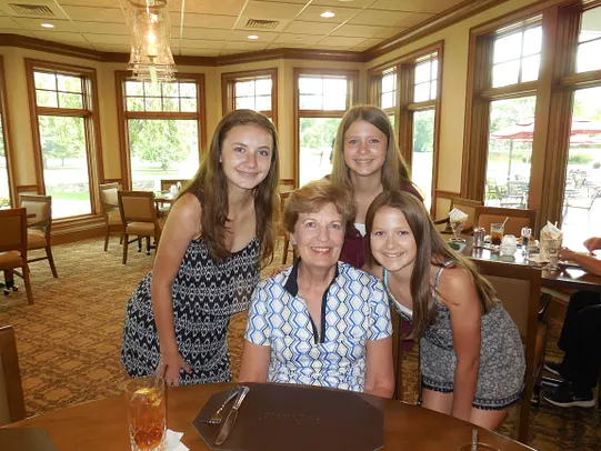 Betty Hensal photo 19