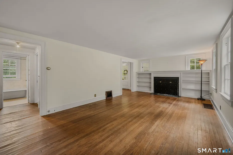 155 Hamburg Road Photo 14