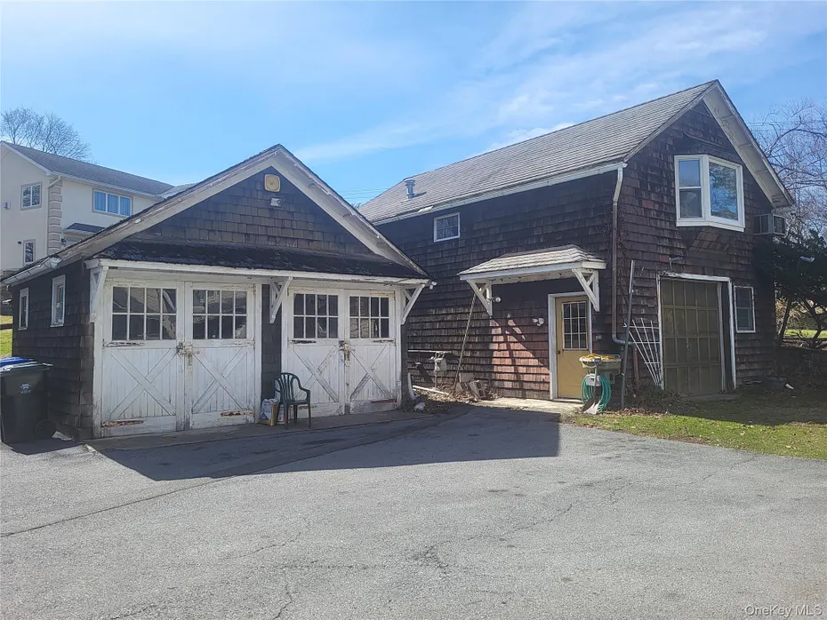 7 Hambletonian Avenue Photo 7