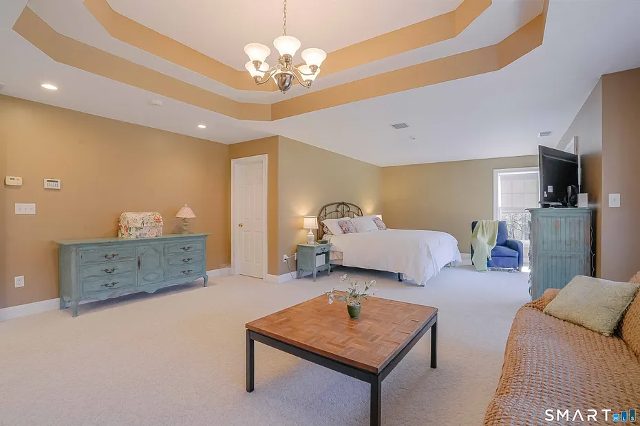 380 Southbury Road Photo 13