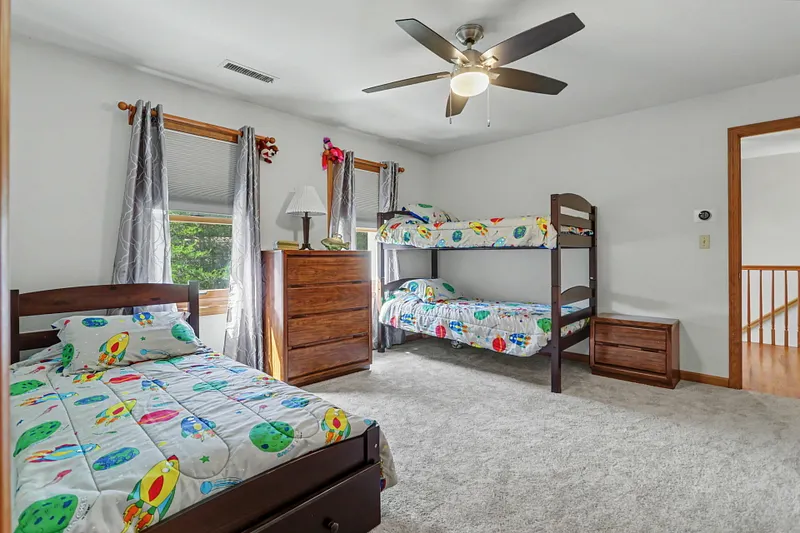 94 Tomlinson Road Photo 24