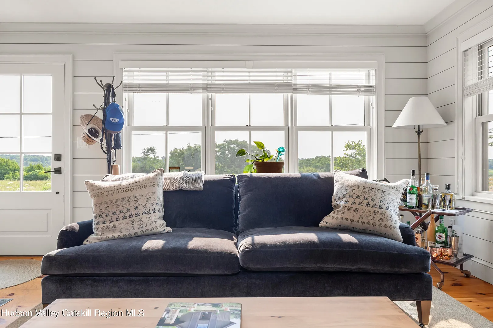 476 South Road Photo 4