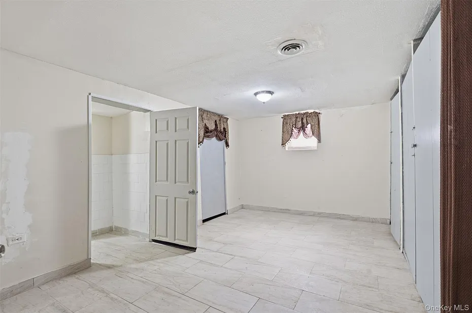 28 Wileman Avenue Photo 20