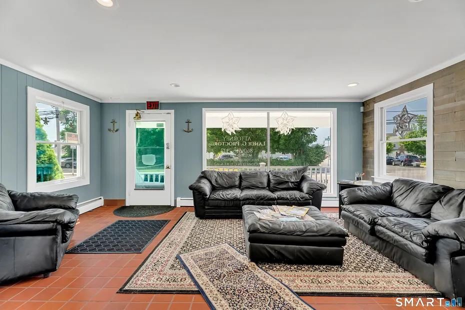 296 Mitchell Street Photo 5