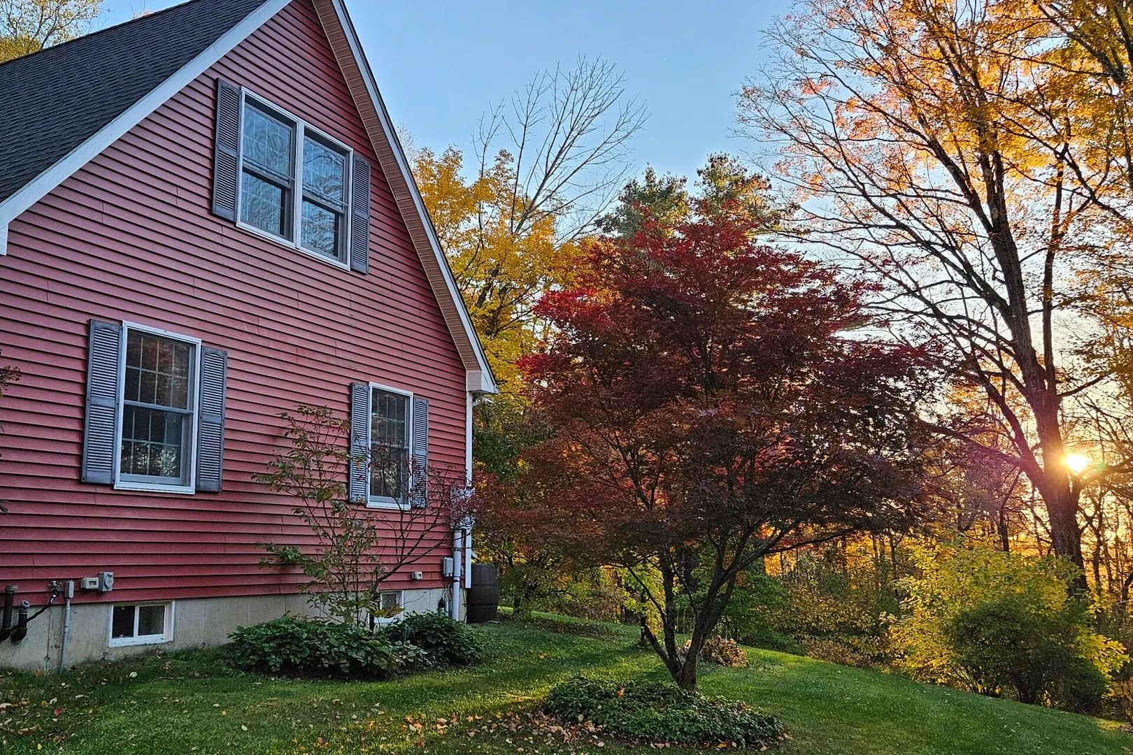 30 Graham Road Photo 6