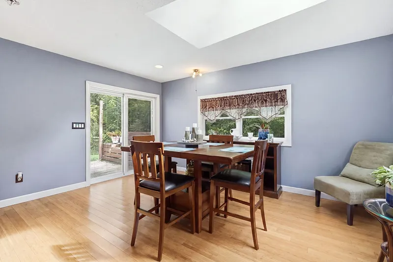 31 Sunset Terrace Photo 7
