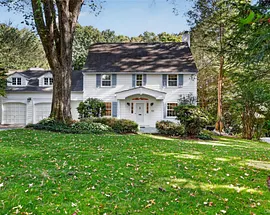32 Eastview Avenue