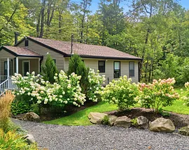 22 Dawn Dr