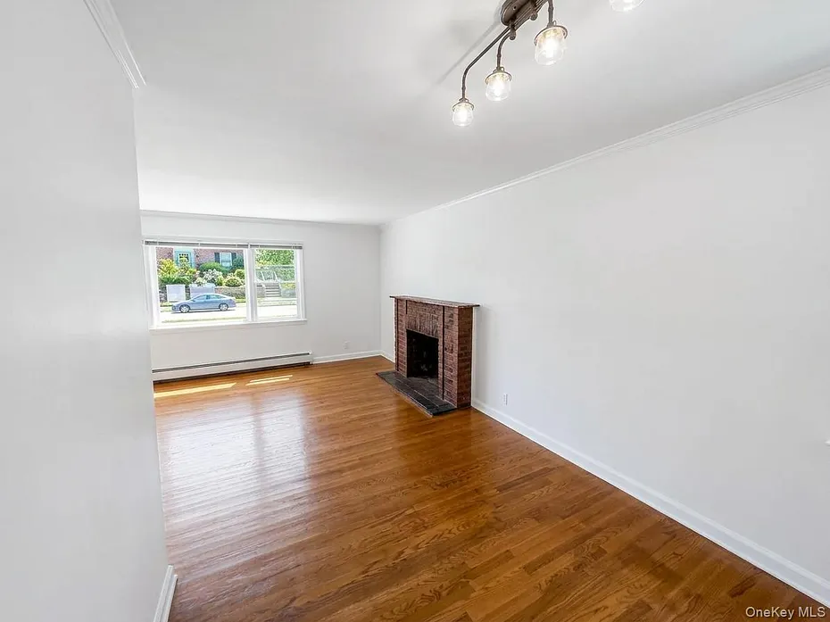 177 Longvue Terrace Photo 4