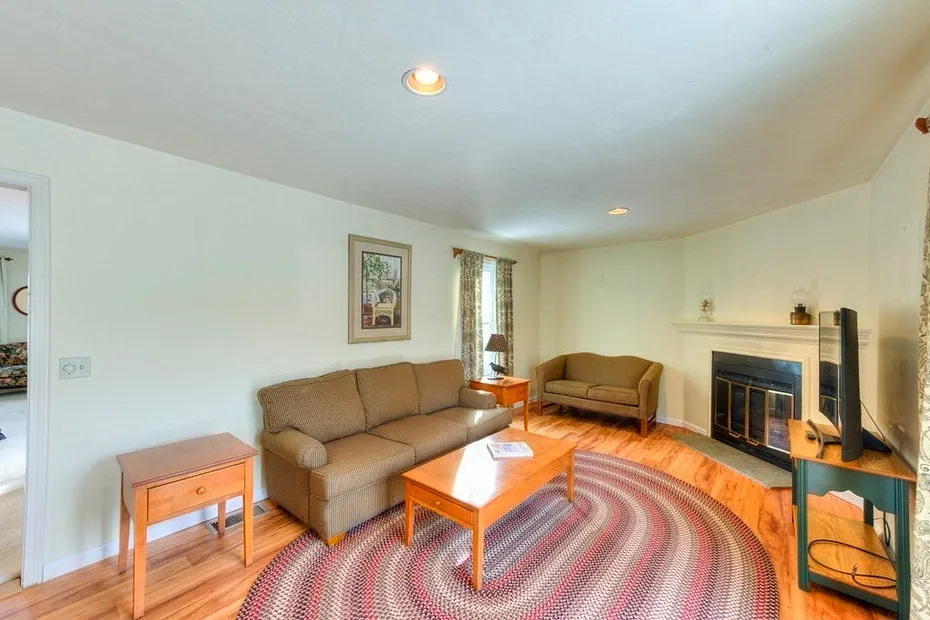 65 Brookdale Cir #65 Photo 13