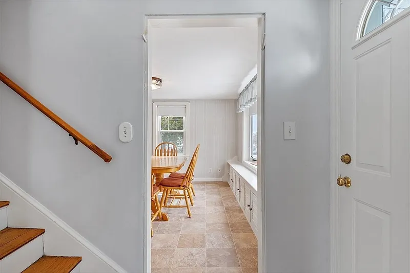 28 Birch Ave Photo 19