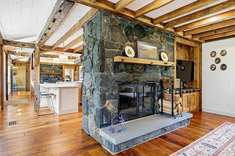 54 Patten Road Photo 15