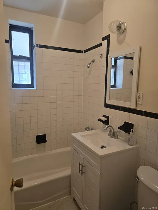 773 Eastern Parkway  #3C Photo 4
