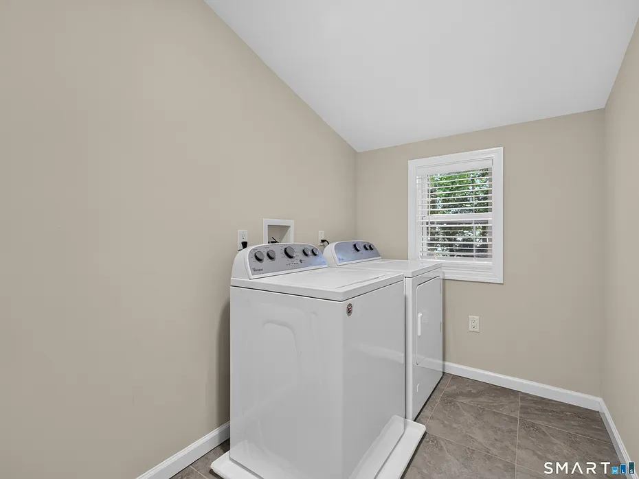 149 Liberty Street Photo 21