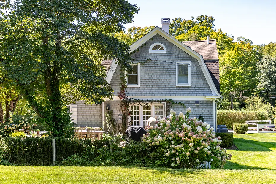 135 Wykeham Road Photo 33