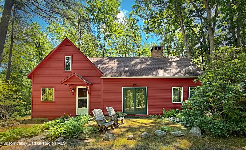 104 Dewitt Mills Road Photo 1