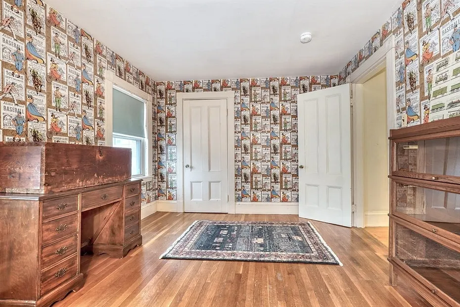 37 Glenwood Ave Photo 16