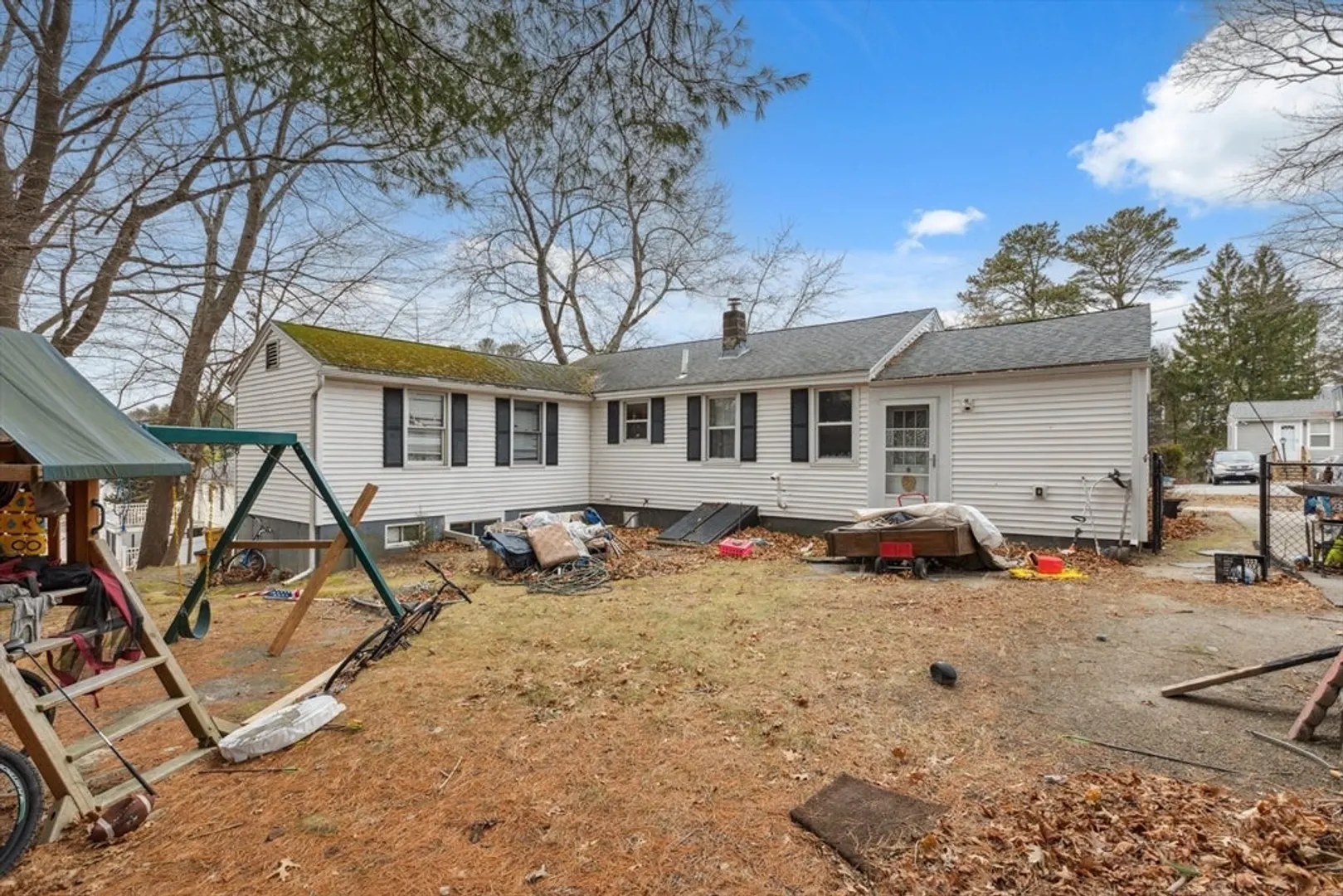 10 Hinckley Rd Photo 29